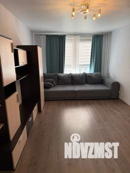 2-к квартира, посуточно, 38м2, 4/8 этаж