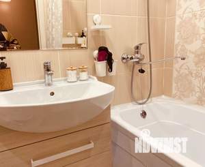 1-к квартира, посуточно, 43м2, 18/25 этаж