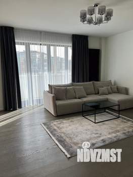 3-к квартира, на длительный срок, 109м2, 2/5 этаж