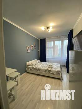 Студия квартира, посуточно, 20м2, 12/44 этаж