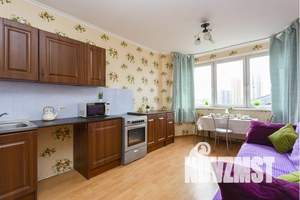 2-к квартира, посуточно, 77м2, 19/25 этаж