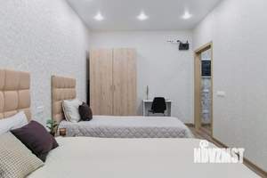 1-к квартира, посуточно, 42м2, 3/3 этаж