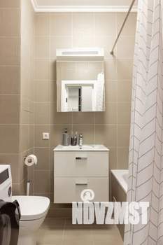 1-к квартира, посуточно, 35м2, 12/16 этаж