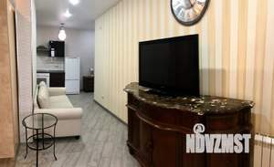 1-к квартира, посуточно, 40м2, 7/10 этаж