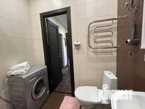 1-к квартира, посуточно, 42м2, 18/22 этаж