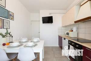 1-к квартира, посуточно, 40м2, 10/35 этаж