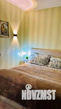 2-к квартира, посуточно, 65м2, 1/1 этаж