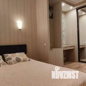 1-к квартира, посуточно, 52м2, 2/22 этаж