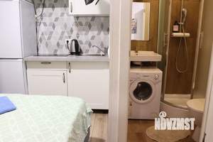 Студия квартира, посуточно, 15м2, 1/25 этаж