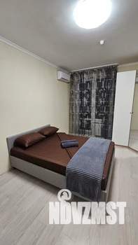 Студия квартира, посуточно, 25м2, 20/25 этаж