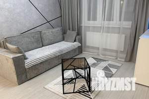 1-к квартира, посуточно, 38м2, 2/8 этаж