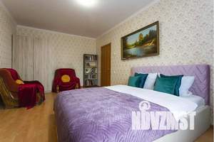 2-к квартира, посуточно, 77м2, 19/25 этаж