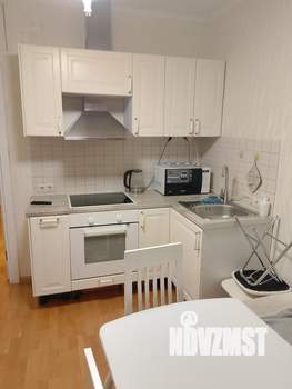 1-к квартира, посуточно, 49м2, 1/1 этаж