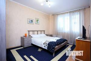2-к квартира, посуточно, 74м2, 18/25 этаж