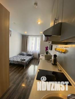 Студия квартира, посуточно, 18м2, 27/29 этаж