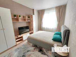 1-к квартира, посуточно, 40м2, 3/25 этаж