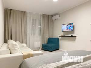 1-к квартира, посуточно, 39м2, 19/25 этаж