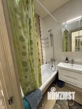 Студия квартира, посуточно, 27м2, 10/25 этаж