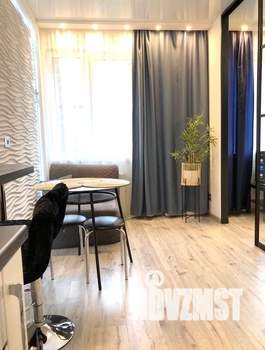 1-к квартира, посуточно, 30м2, 3/25 этаж