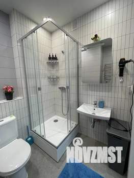 Студия квартира, посуточно, 28м2, 5/17 этаж