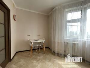 1-к квартира, на длительный срок, 40м2, 7/25 этаж