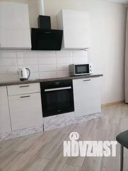 1-к квартира, посуточно, 36м2, 6/25 этаж