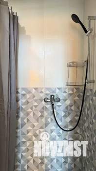 Студия квартира, посуточно, 15м2, 32/33 этаж