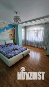 2-к квартира, посуточно, 92м2, 1/1 этаж