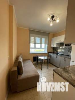 1-к квартира, посуточно, 36м2, 9/27 этаж