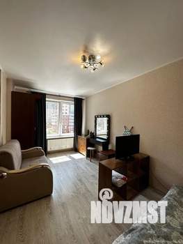 1-к квартира, посуточно, 40м2, 4/25 этаж