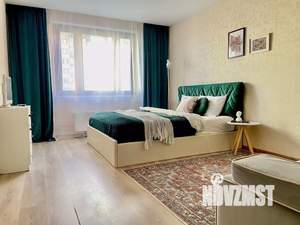 2-к квартира, посуточно, 77м2, 1/1 этаж