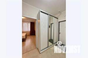 1-к квартира, посуточно, 38м2, 12/22 этаж