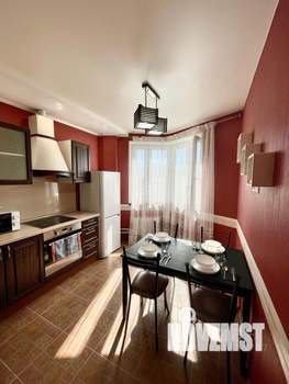 2-к квартира, посуточно, 60м2, 1/1 этаж