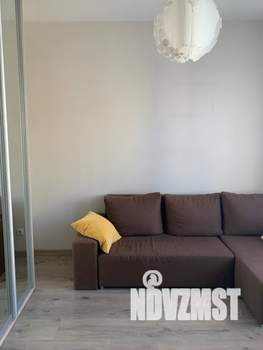 Студия квартира, посуточно, 30м2, 8/10 этаж