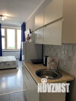 Студия квартира, посуточно, 20м2, 12/44 этаж