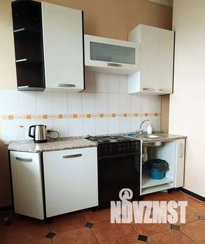 1-к квартира, посуточно, 40м2, 18/18 этаж