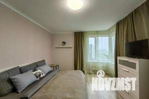 2-к квартира, посуточно, 58м2, 18/33 этаж