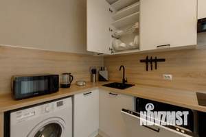 1-к квартира, посуточно, 40м2, 3/9 этаж