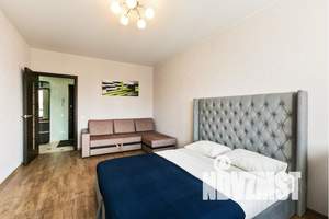 1-к квартира, посуточно, 42м2, 16/22 этаж