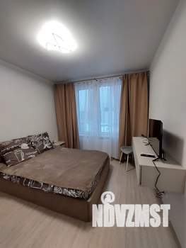 1-к квартира, посуточно, 35м2, 3/6 этаж