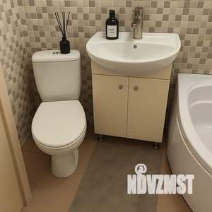 Студия квартира, посуточно, 20м2, 1/17 этаж