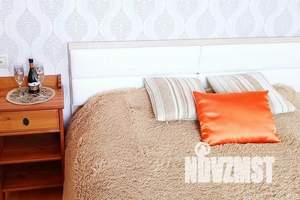 2-к квартира, посуточно, 55м2, 4/17 этаж