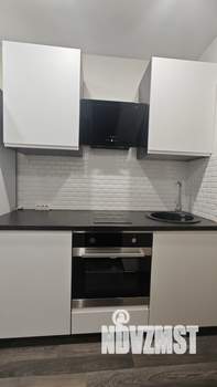 Студия квартира, на длительный срок, 18м2, 29/30 этаж