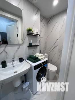 Студия квартира, посуточно, 28м2, 2/33 этаж