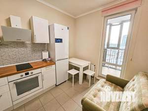 1-к квартира, посуточно, 42м2, 8/24 этаж