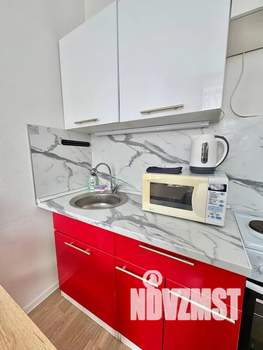 Студия квартира, посуточно, 24м2, 1/25 этаж