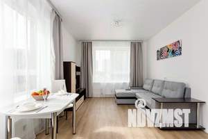 2-к квартира, посуточно, 40м2, 3/25 этаж