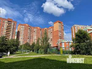 Студия квартира, на длительный срок, 50м2, 16/17 этаж