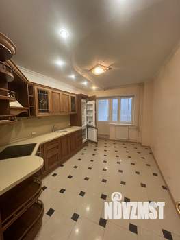 3-к квартира, на длительный срок, 105м2, 2/15 этаж