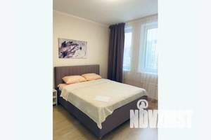 1-к квартира, посуточно, 38м2, 12/22 этаж